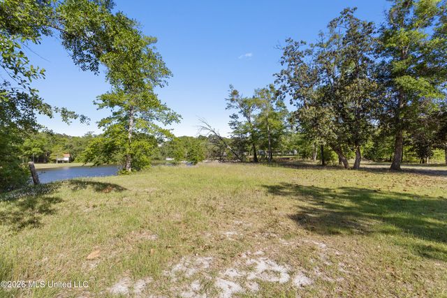000 River Heights Lane, D'iberville, MS 39540