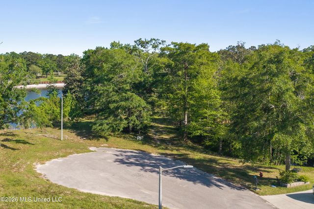 000 River Heights Lane, D'iberville, MS 39540