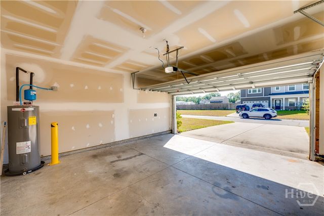 219 Caroline Way, Guyton, GA 31312
