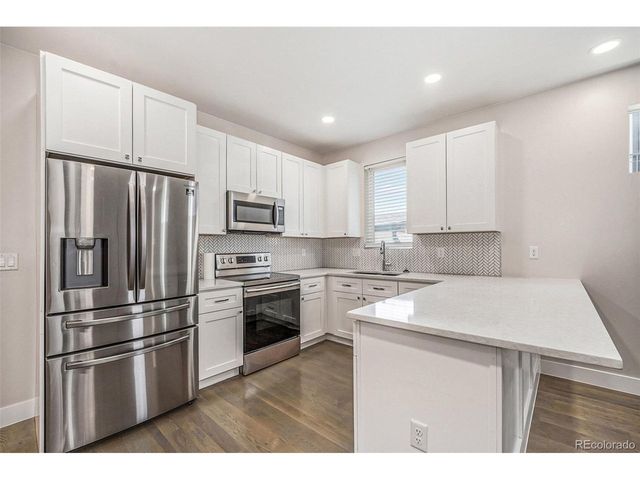 1320 Knox Ct, Denver, CO 80204