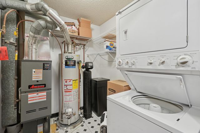 4370 Buckingham Court 1407, Vadnais Heights, MN 55127