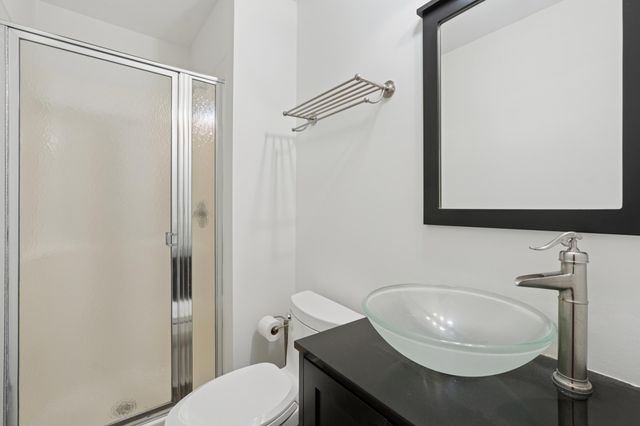 4370 Buckingham Court 1407, Vadnais Heights, MN 55127