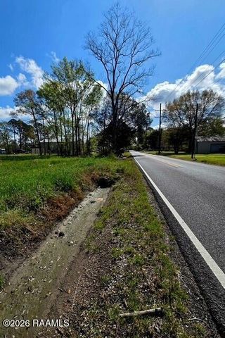 1245 Melvin Dupuis Road, Breaux Bridge, LA 70517