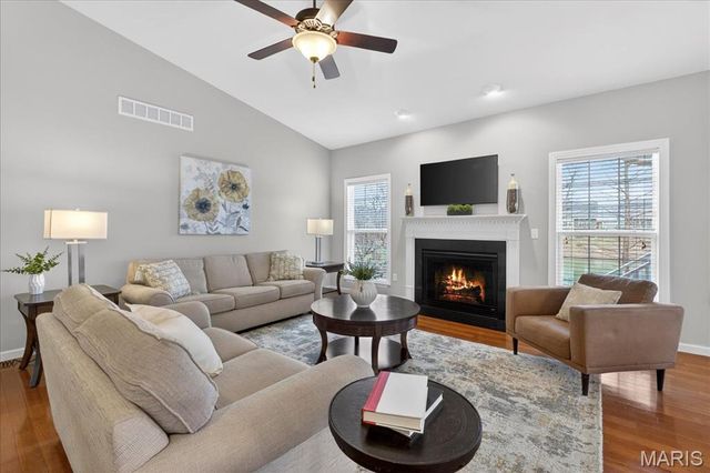 142 Meadows Of Wildwood Boulevard, Wildwood, MO 63040