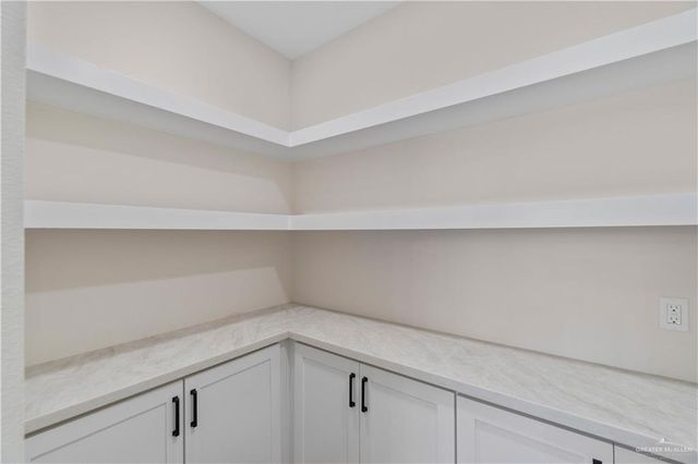 9857 N Heights N, Harlingen, TX 78552