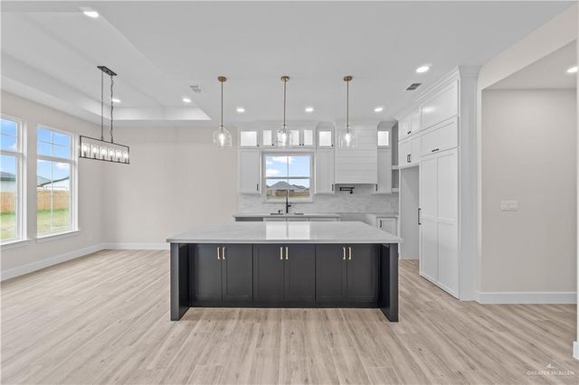 9857 N Heights N, Harlingen, TX 78552