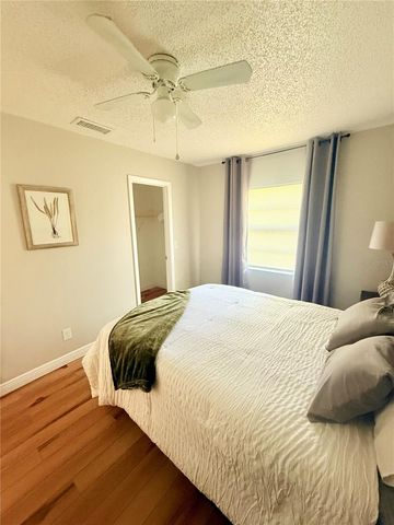 9402 N SEMMES STREET, Tampa, FL 33612