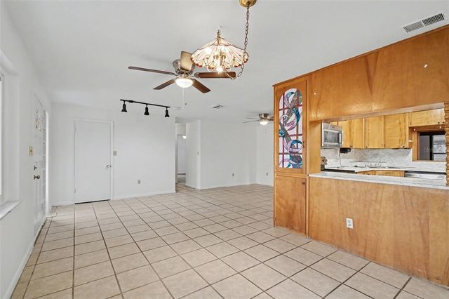 803 CAROL COURT, Tavares, FL 32778