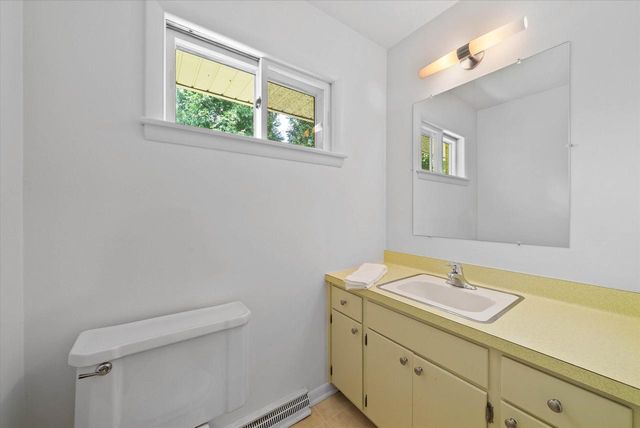 4830 Westfield ROAD, Mequon, WI 53092
