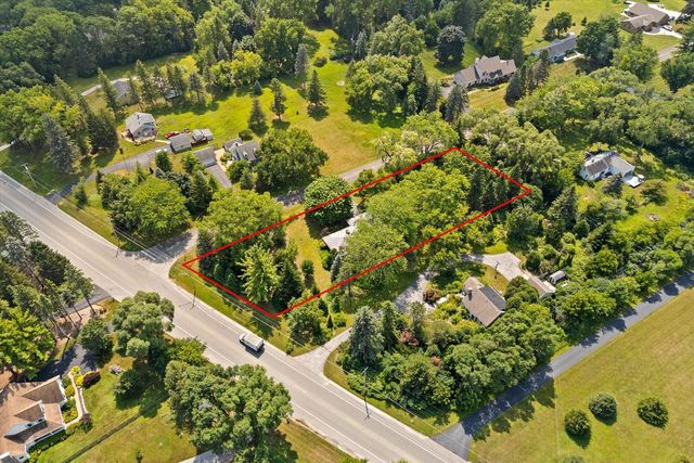 4830 Westfield ROAD, Mequon, WI 53092