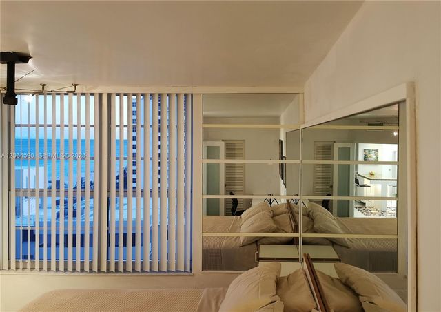 100 Lincoln Road 1424, Miami Beach, FL 33139