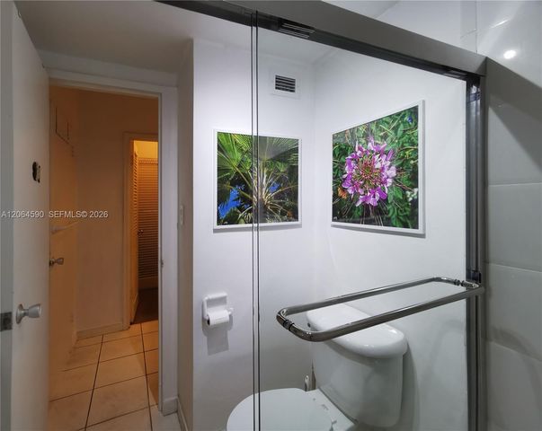100 Lincoln Road 1424, Miami Beach, FL 33139