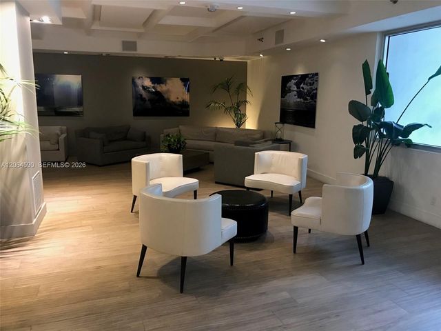 100 Lincoln Road 1424, Miami Beach, FL 33139