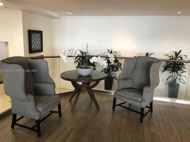 100 Lincoln Road 1424, Miami Beach, FL 33139