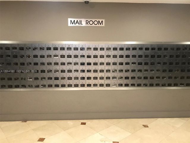 100 Lincoln Road 1424, Miami Beach, FL 33139