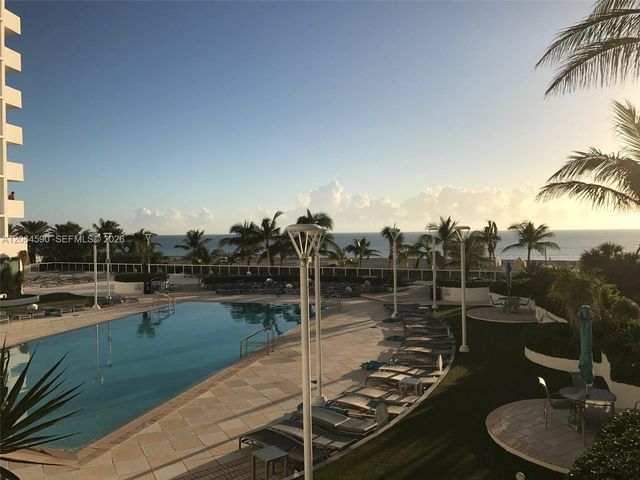 100 Lincoln Road 1424, Miami Beach, FL 33139