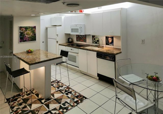 100 Lincoln Road 1424, Miami Beach, FL 33139