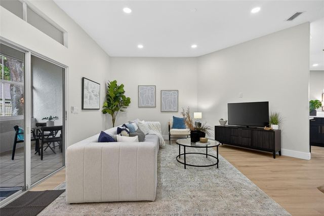 18917 EDINBOROUGH WAY, Tampa, FL 33647