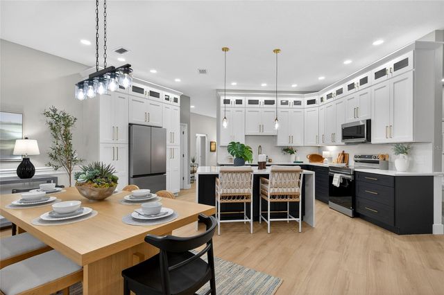 18917 EDINBOROUGH WAY, Tampa, FL 33647