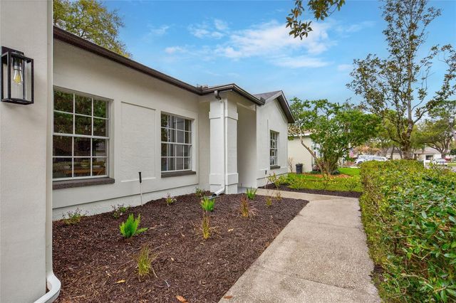 18917 EDINBOROUGH WAY, Tampa, FL 33647