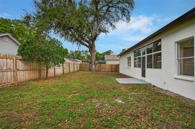 18917 EDINBOROUGH WAY, Tampa, FL 33647