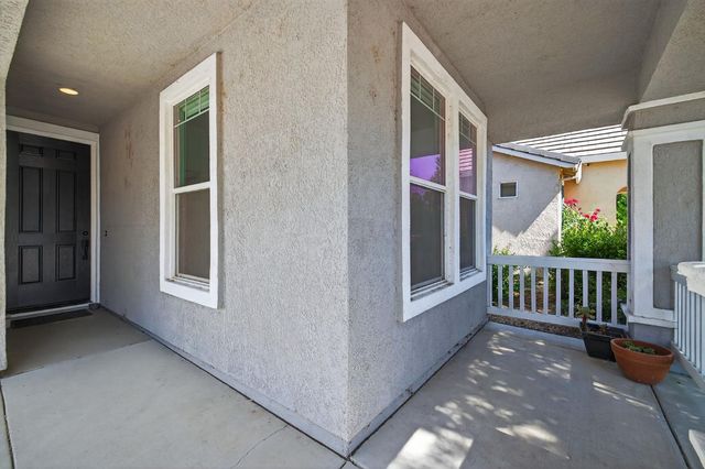 5921 Meeks Way, Sacramento, CA 95835