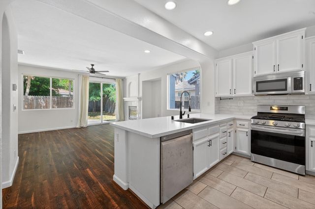 5921 Meeks Way, Sacramento, CA 95835