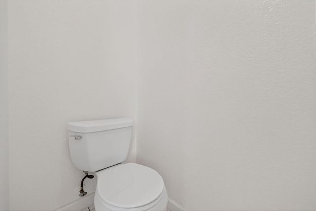 5921 Meeks Way, Sacramento, CA 95835