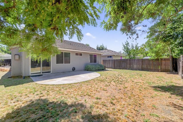 5921 Meeks Way, Sacramento, CA 95835