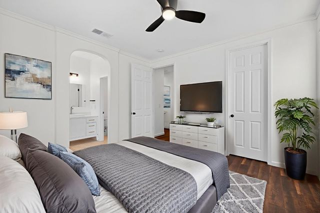 5921 Meeks Way, Sacramento, CA 95835