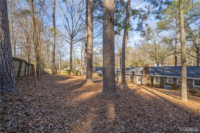 5710 Golden Pond, Northport, AL 35473