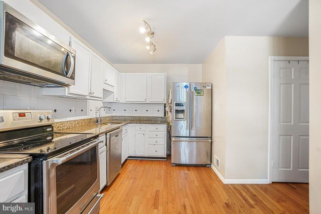 19720 GREENSIDE TER, Montgomery Village, MD 20886