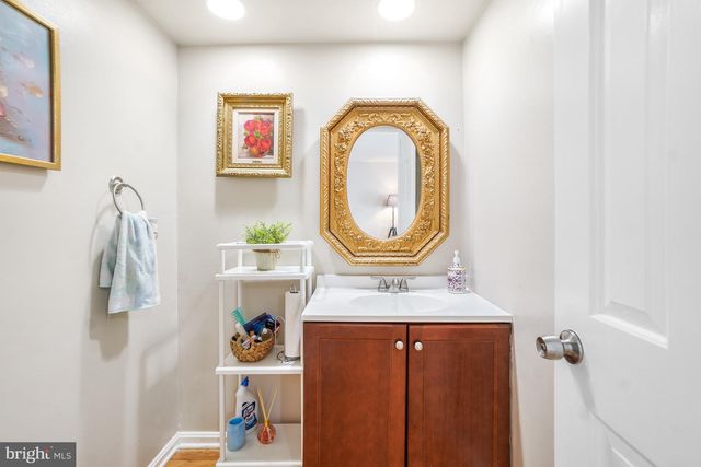 19720 GREENSIDE TER, Montgomery Village, MD 20886