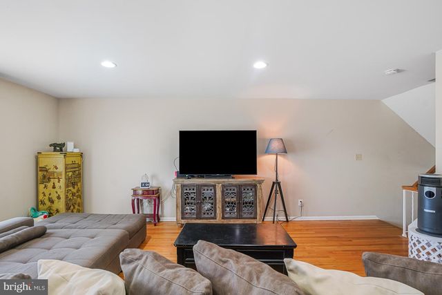 19720 GREENSIDE TER, Montgomery Village, MD 20886