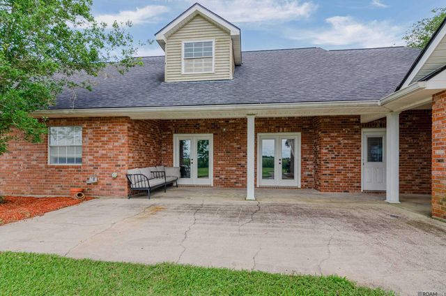 212 Chateau Dr, Lockport, LA 70374