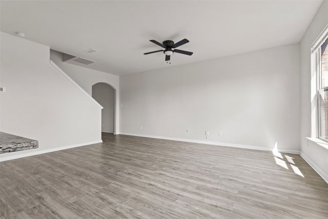 528 Aqueduct Drive, Seagoville, TX 75159
