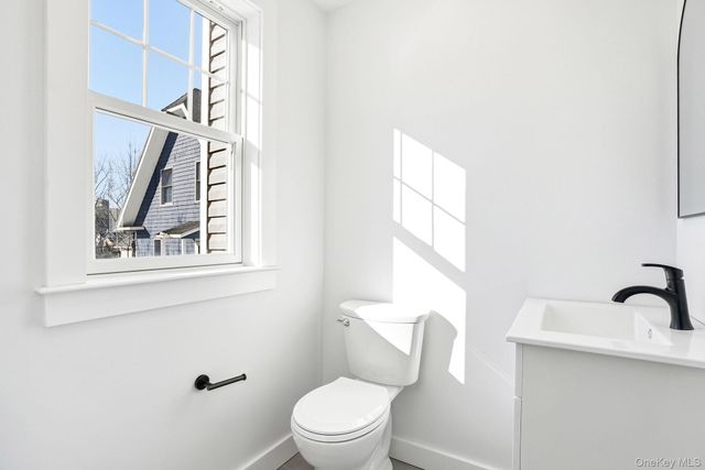 78 N Kensico Avenue, White Plains, NY 10604