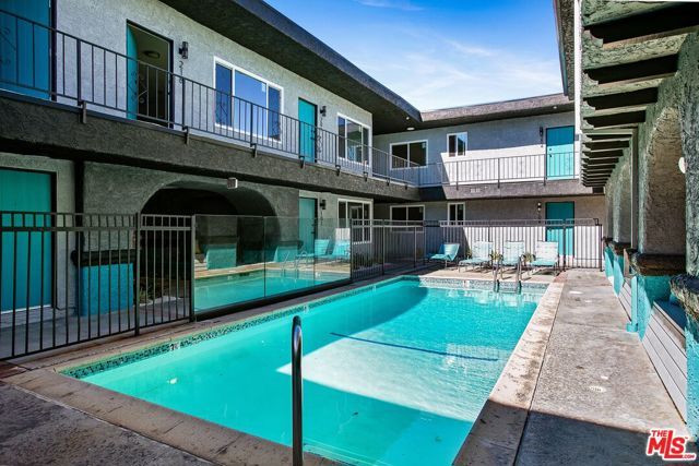 6640 Woodley Avenue 104, Van Nuys (los Angeles), CA 91406