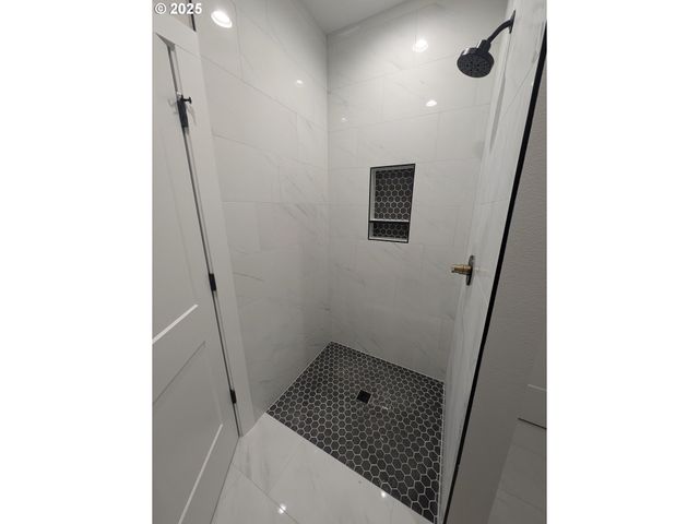 14220 Ne 42ND Cir, Vancouver, WA 98682