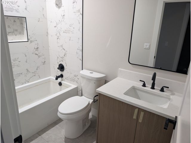 14220 Ne 42ND Cir, Vancouver, WA 98682