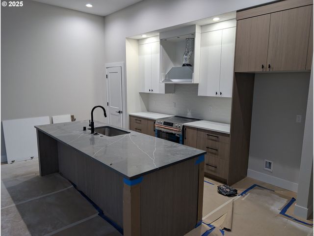 14220 Ne 42ND Cir, Vancouver, WA 98682