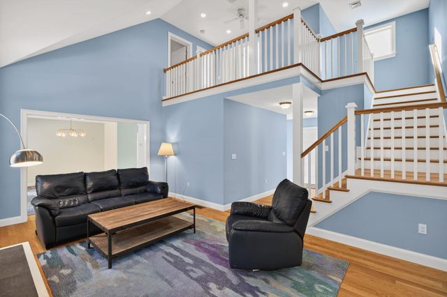 26 Crosswinds Way, Teaticket, MA 02536