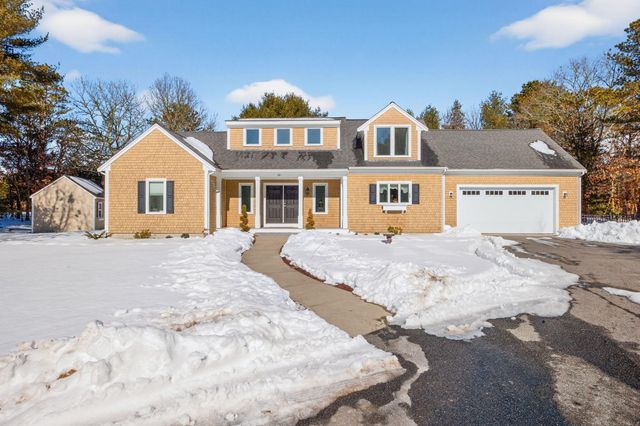 26 Crosswinds Way, Teaticket, MA 02536