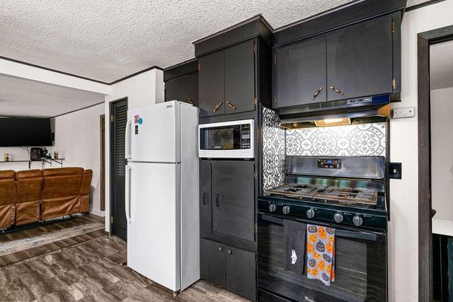 401 W Gary Street, Duluth, MN 55808