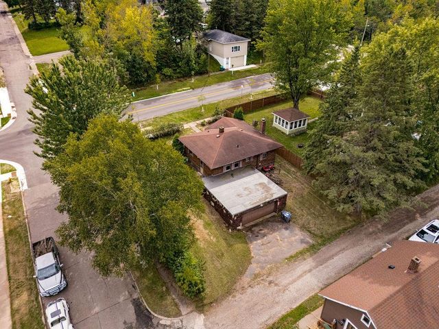 401 W Gary Street, Duluth, MN 55808