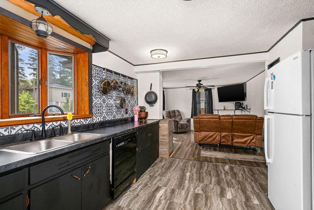 401 W Gary Street, Duluth, MN 55808