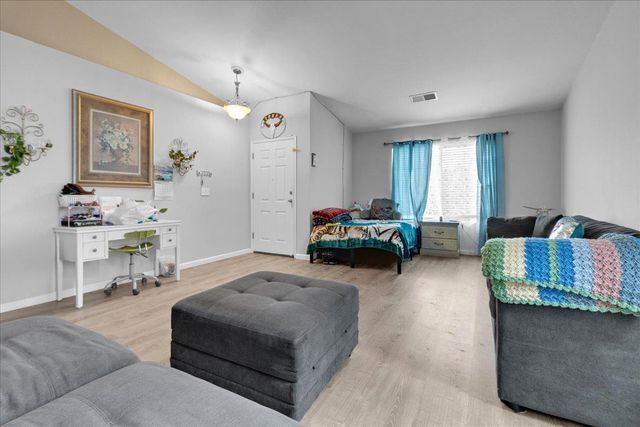 981 Marne Drive, Hollister, CA 95023