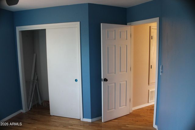 1825 E REDFIELD Road, Phoenix, AZ 85022