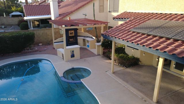 1825 E REDFIELD Road, Phoenix, AZ 85022