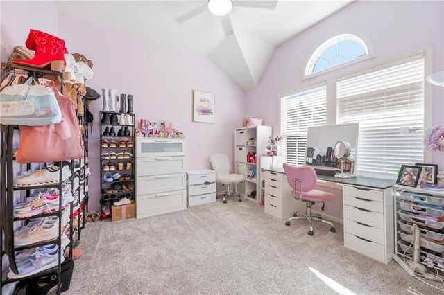 21714 W 96th Street, Lenexa, KS 66220